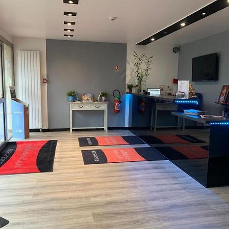 Hotel Au Relais Des Lilas Parthenay Zewnętrze zdjęcie