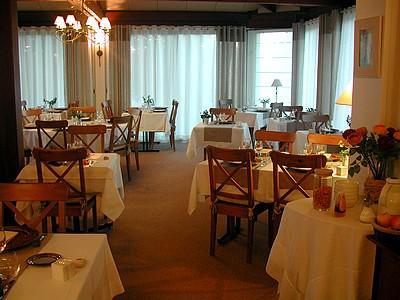 Hotel Au Relais Des Lilas Parthenay Zewnętrze zdjęcie